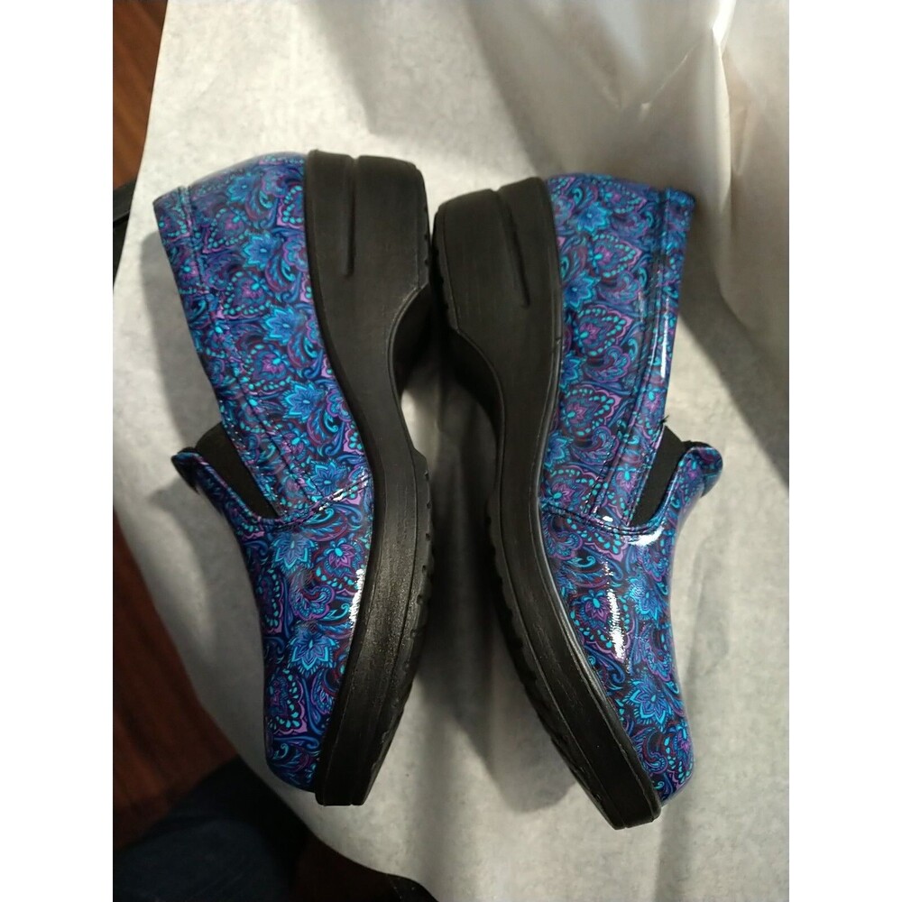 Easy Works Stress Reducing Blue Purple Paisley Nursing Shoes Size 11 - Picture 2 of 9